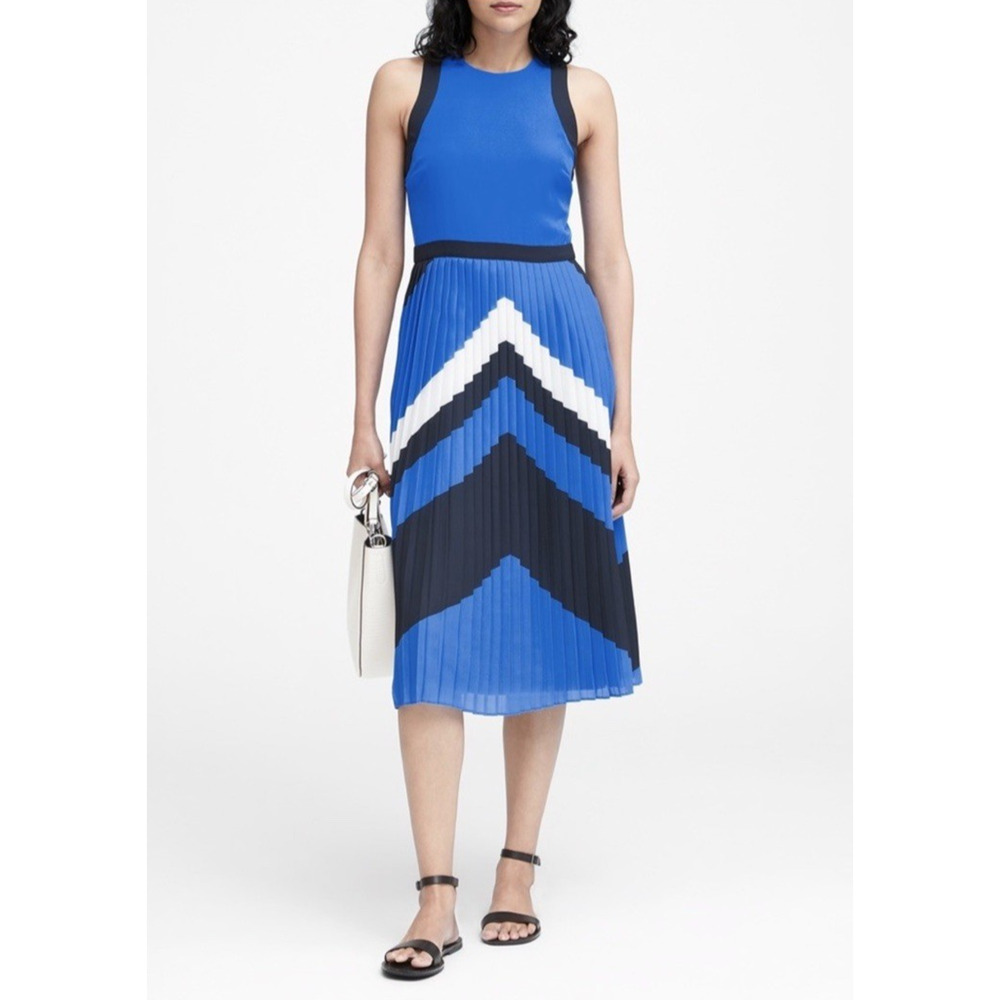Banana Republic Blue Chevron Colorblock Pleated Midi Dress 4P 430954-00 Mens